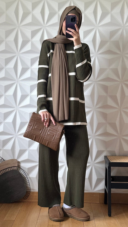 Ensemble côtelé avec pull à col montant rayés et pantalon - Kaki