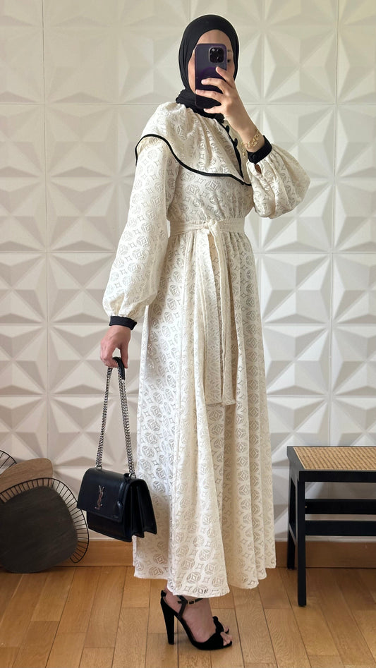 Robe en maille crochetée à Col Claudine - Crème vintage