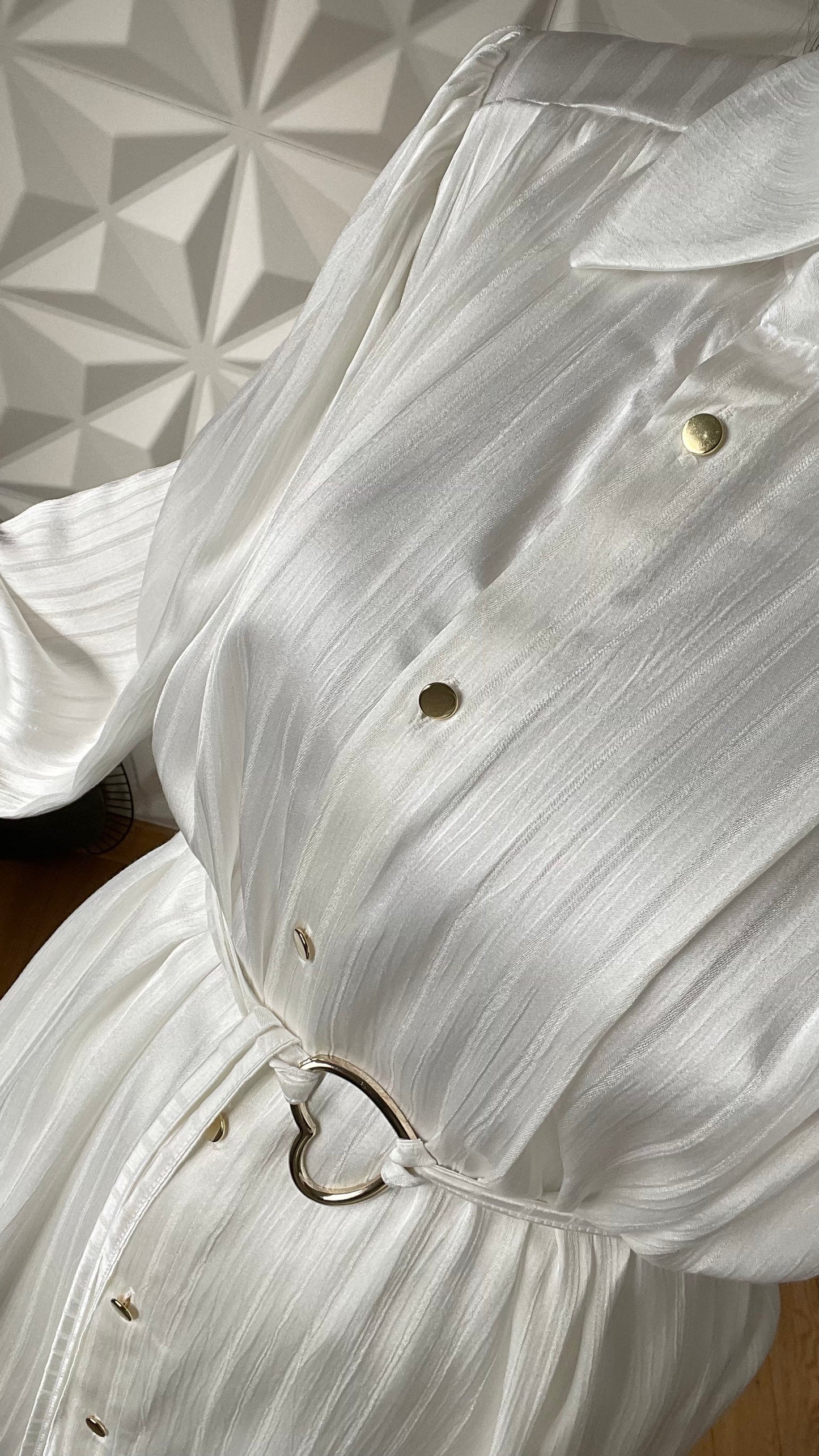 Wide-leg pants and shirt set with heart belt - White