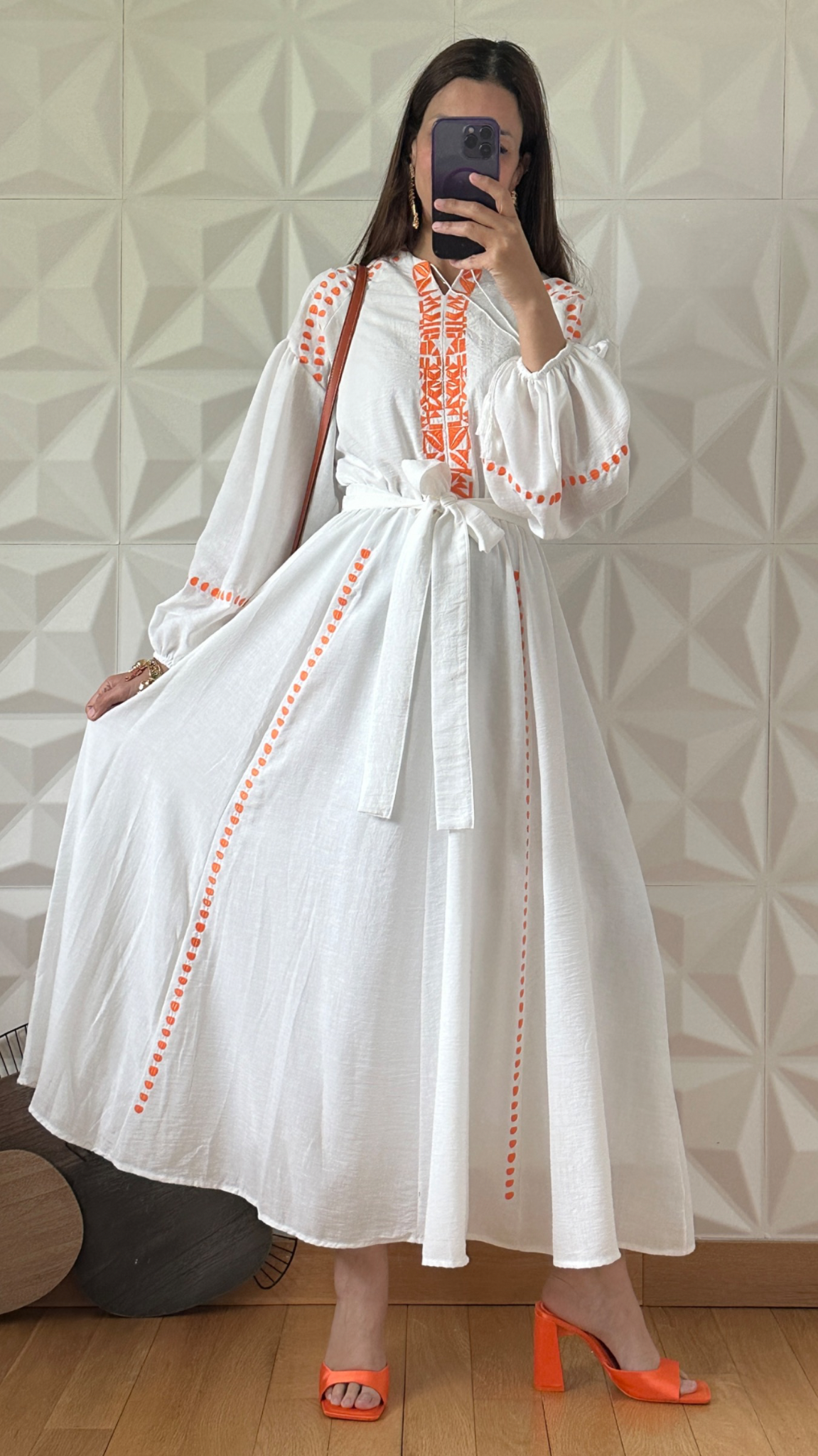 Robe à motif brodées art nouveau - Blanc motif orange