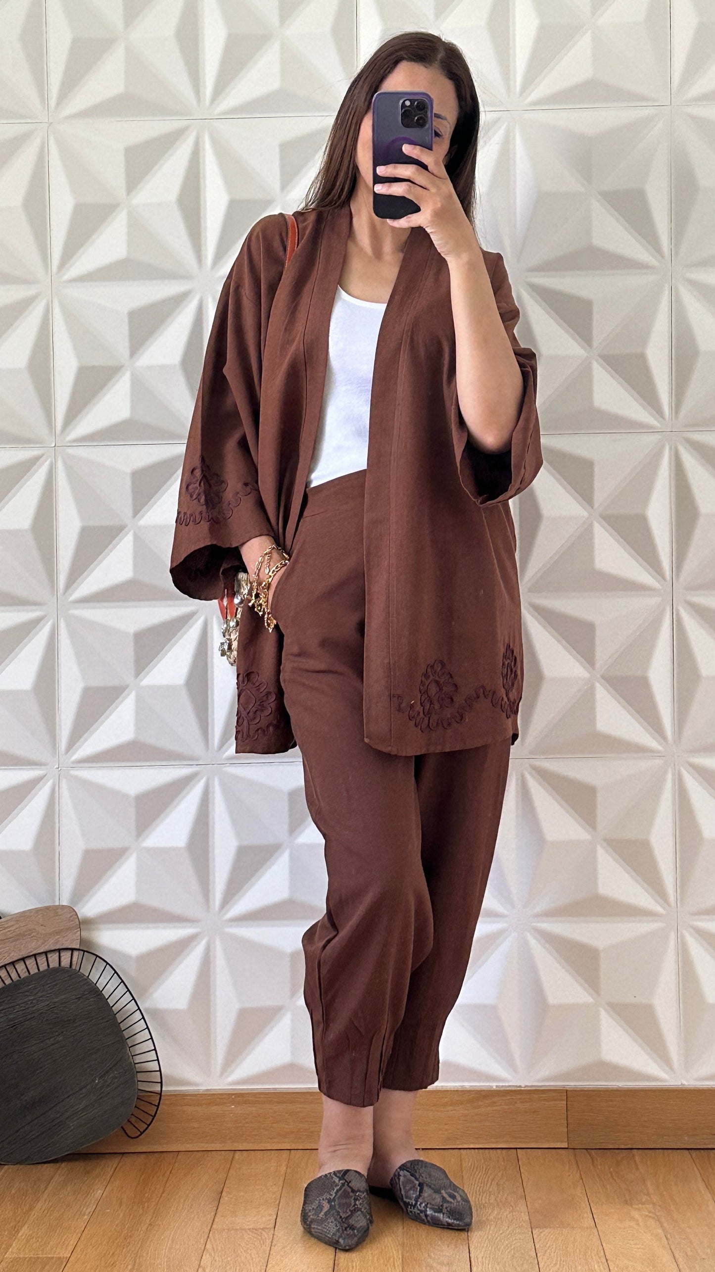 Ensemble kimono brodé et pantalon surpiqué en lin - Marron