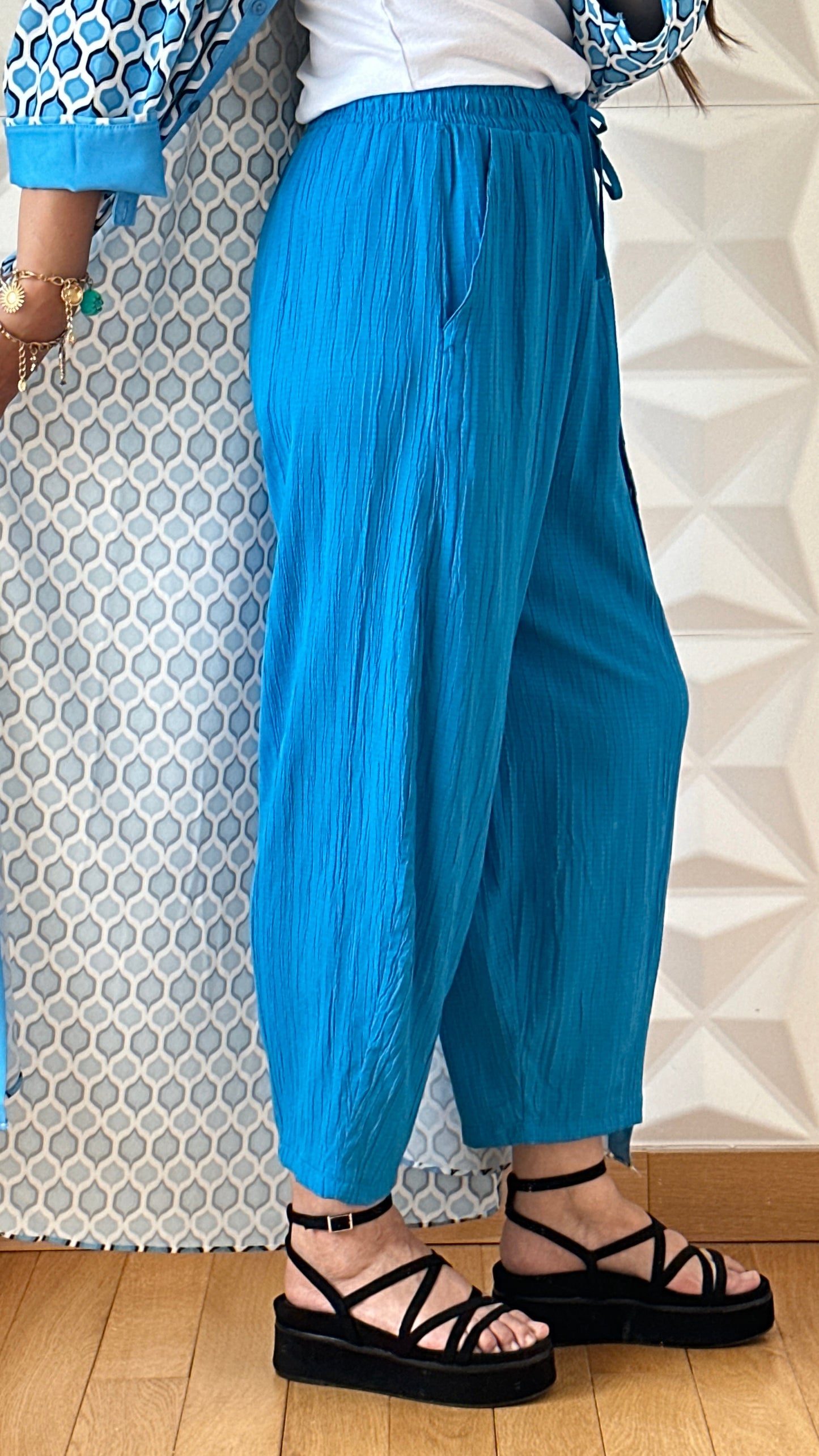 Pantalon texturé coupe barrel - Bleu