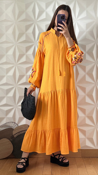 Robe babydoll à manches froncées avec broderies - Orange