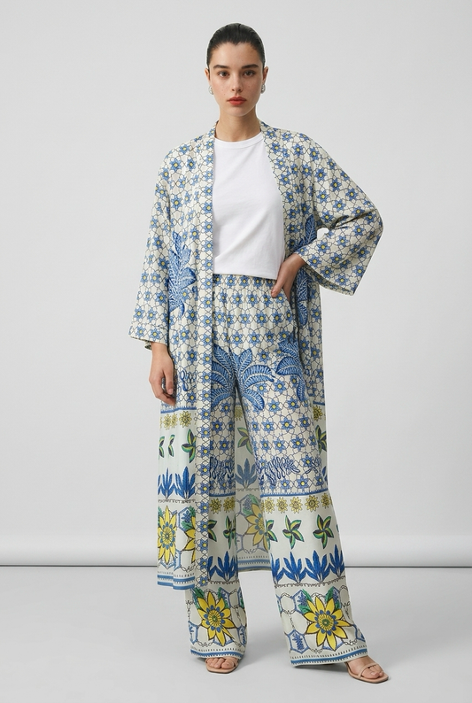 Ensemble kimono long et pantalon large a motif floral - Bleu